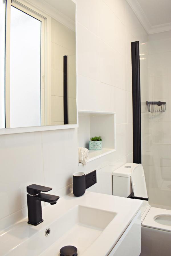 Apartamento Antares Edificio Centrico De 1800 Málaga Exterior foto