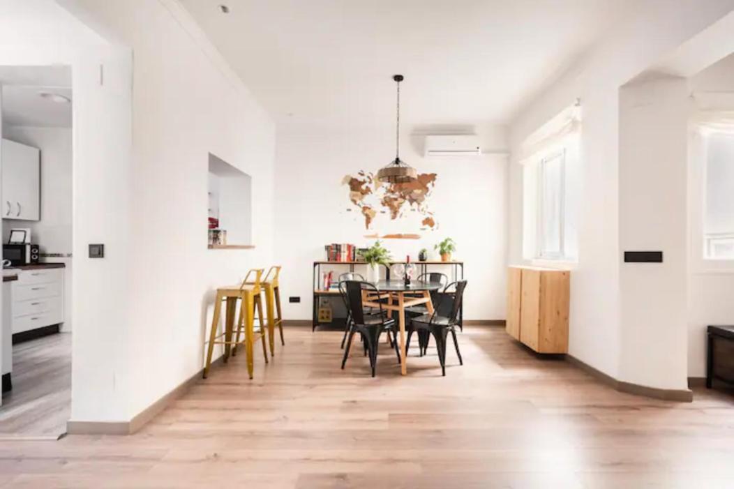 Apartamento Antares Edificio Centrico De 1800 Málaga Exterior foto